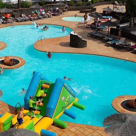 Aparthotel Galeon Playa 3*