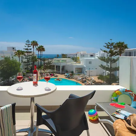 Galeon Playa Aparthotel