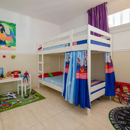 Aparthotel Galeon Playa 3*