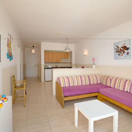 Galeon Playa Aparthotel 3*