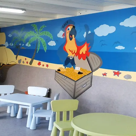 Aparthotel Galeon Playa