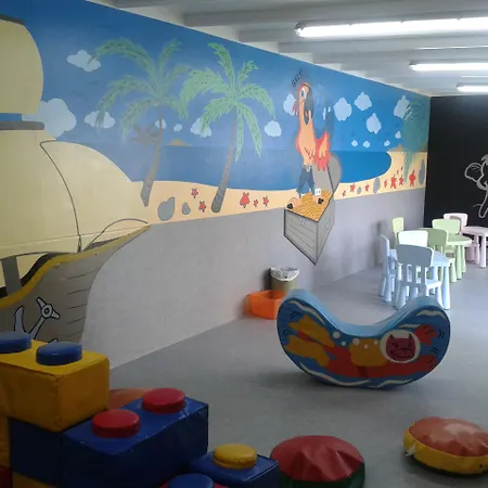 加里昂海滩公寓 公寓式酒店 科斯塔特吉塞